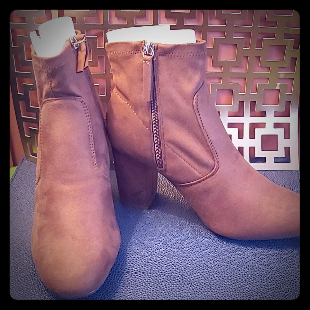 Brand New Faux Suede Fall boots 8.5M